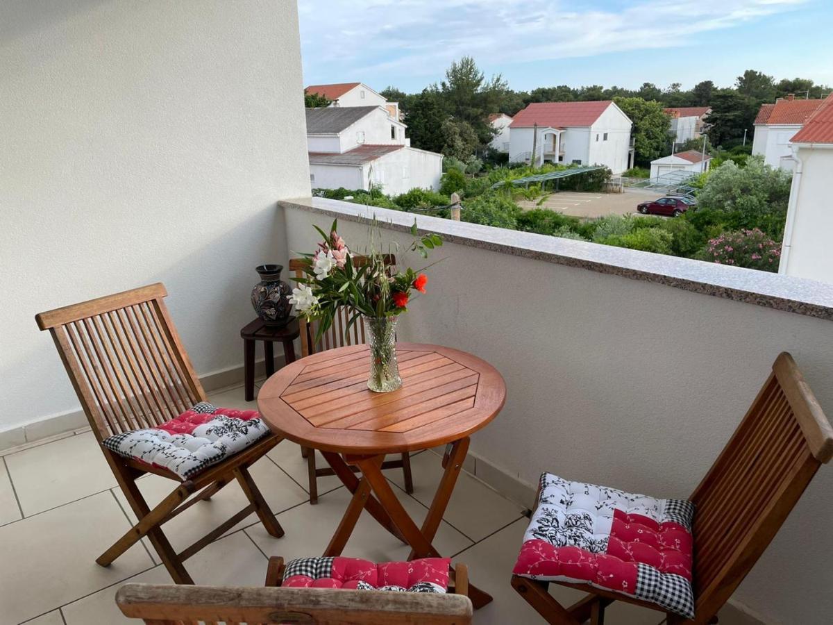 Novalja Apartments By Nena Extérieur photo