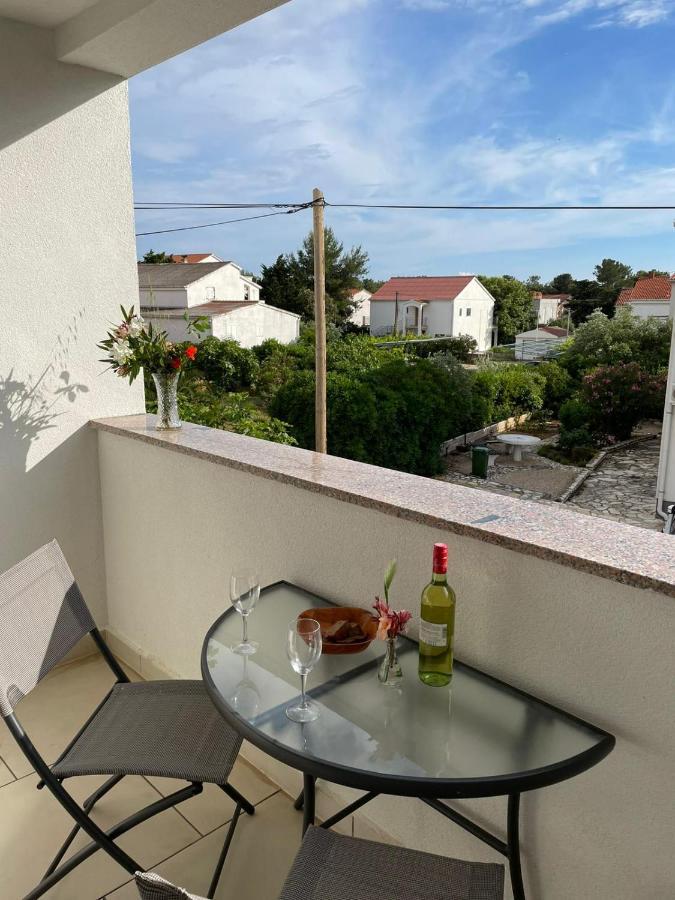 Novalja Apartments By Nena Extérieur photo