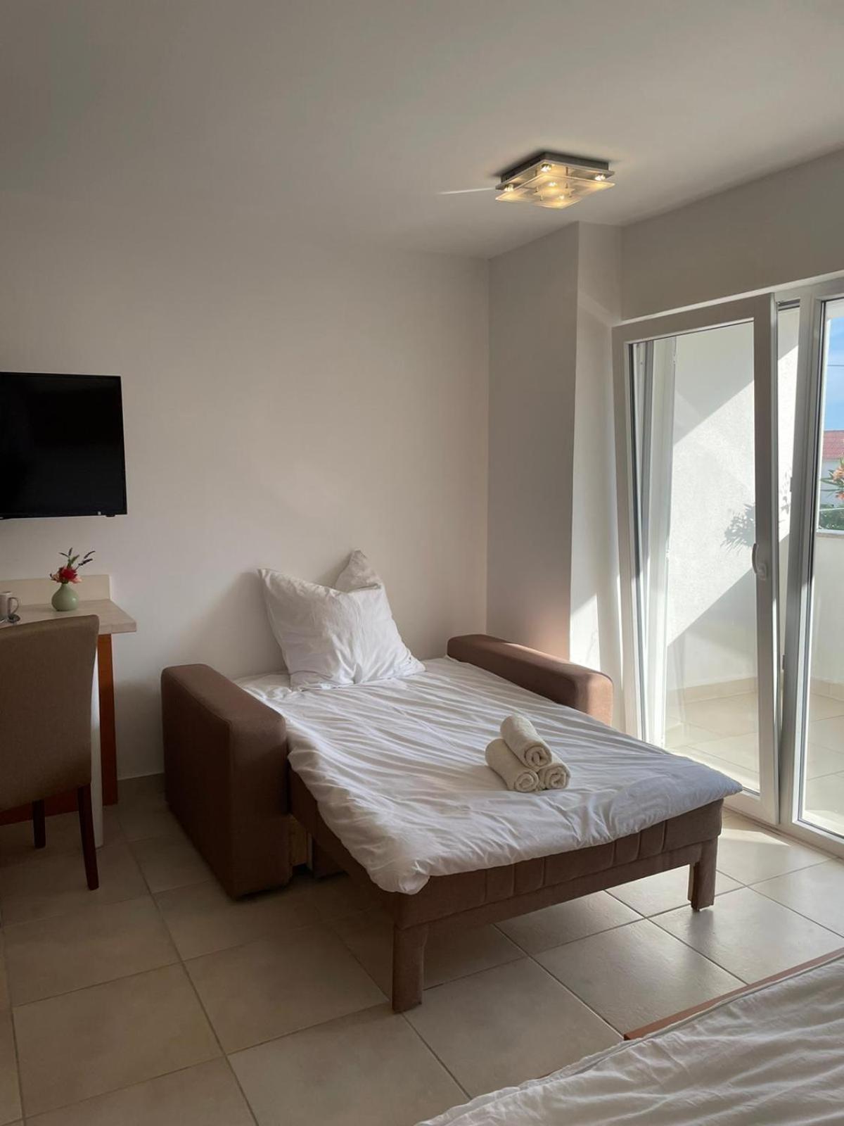 Novalja Apartments By Nena Extérieur photo